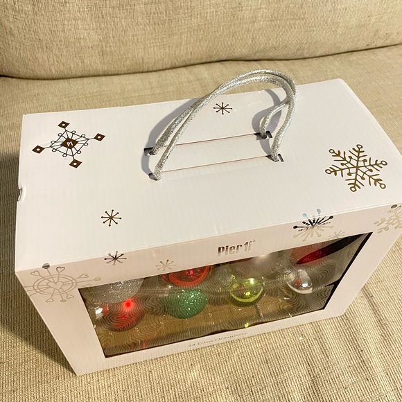 Pier 1 glass Christmas ornaments - Picture 5 of 5